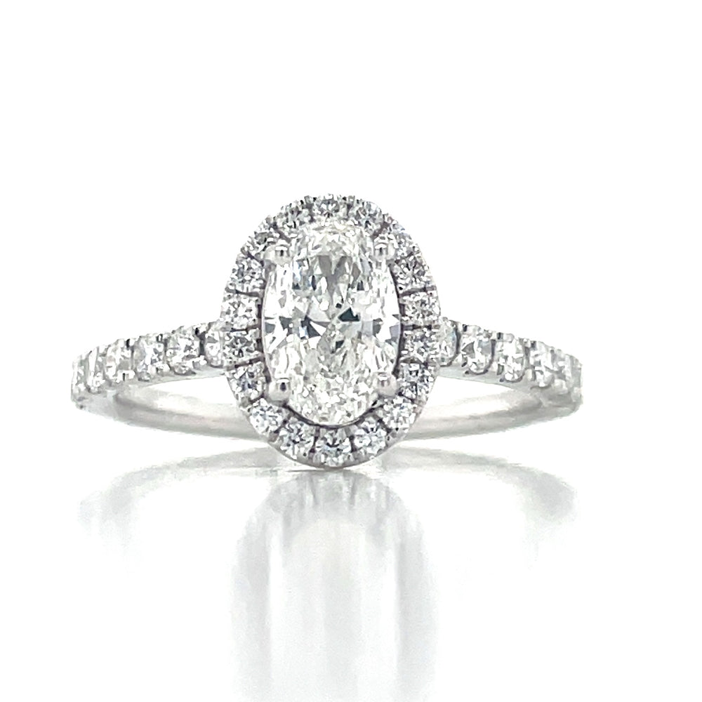 18k White Gold Oval Diamond Cluster Ring Tw=1.21ct