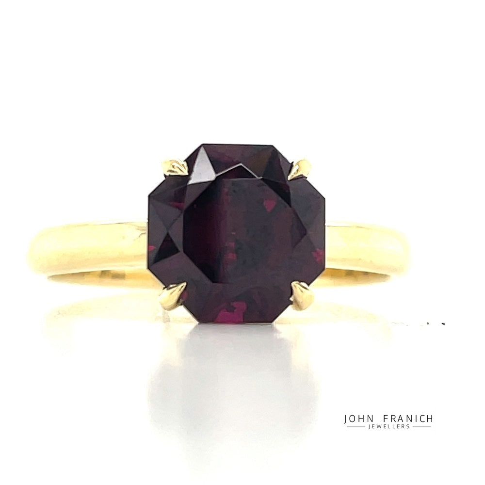 9k Yellow Gold Octagonal Rhodolite Garnet Ring