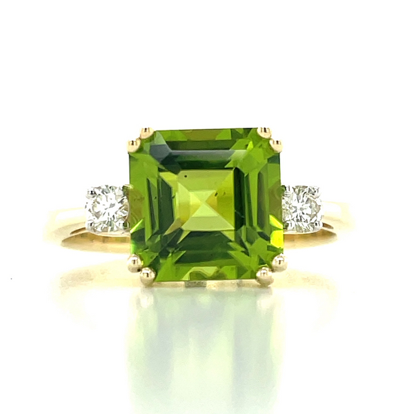 9k B/Tn 3.53ct Peridot & Diamonds Ring