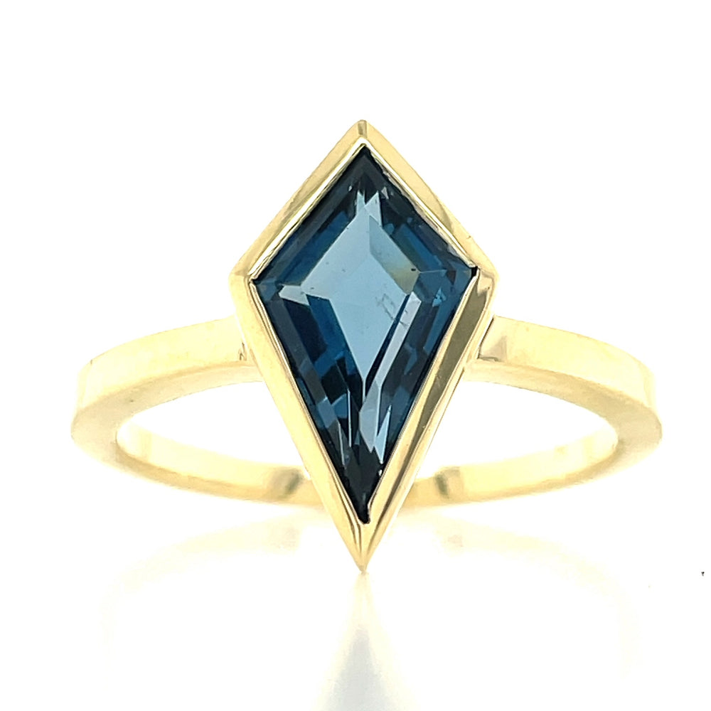 9k Yellow Gold 1.95ct Kite London Blue Topaz Ring