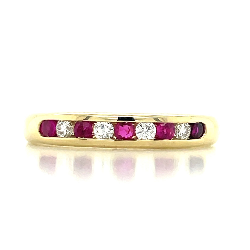 9k Yellow Gold 5 Rubies=0.18ct &t Diamonds Channel Band Ring