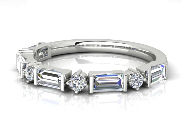 18k White Gold Baguette & Round Diamonds Ring