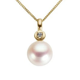 9k Yellow Gold FW Pearl & Diamond Pendant