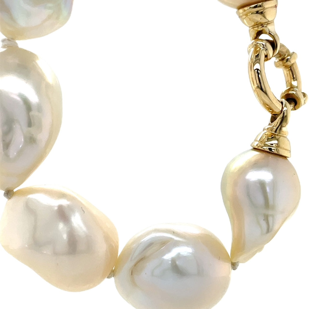 9K Yellow Gold White FW Baroque Pearl Necklace