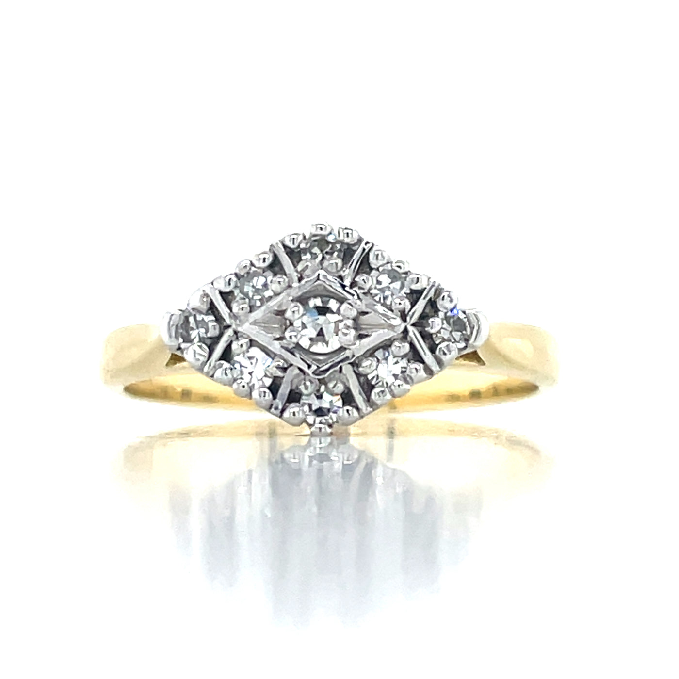 9k Yellow Gold Diamonds Ring