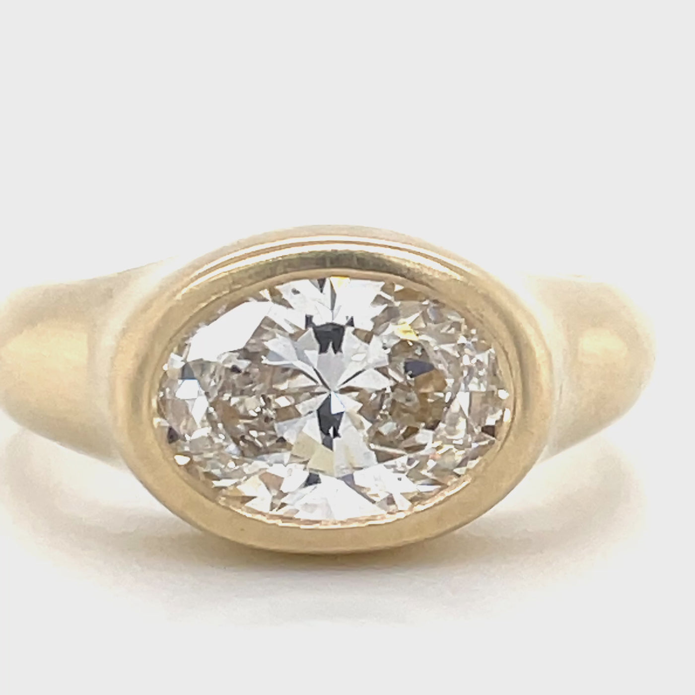 'Ayla' 9k Yellow Gold 2.01ct Oval LG Diamond Ring